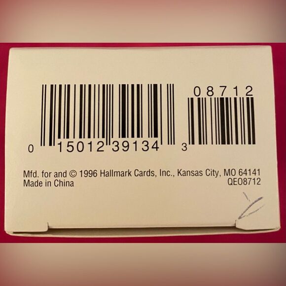 Easter Hallmark Keepsake Ornament 1997 Digging In Mouse Spring Planting Rosemary - Picture 8 of 8